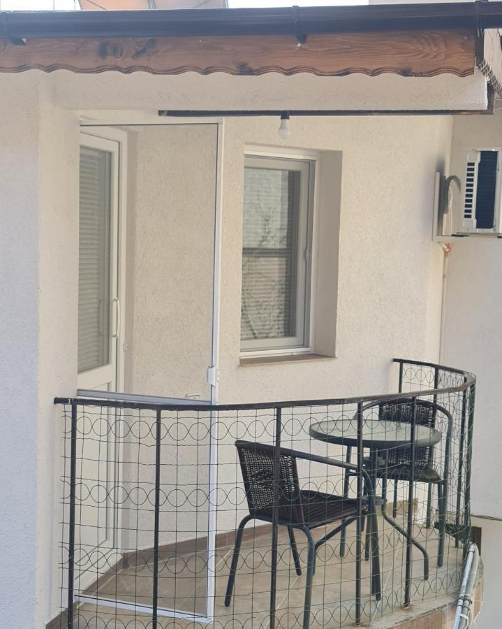 Fema Guest House Balchik Eksteriør billede