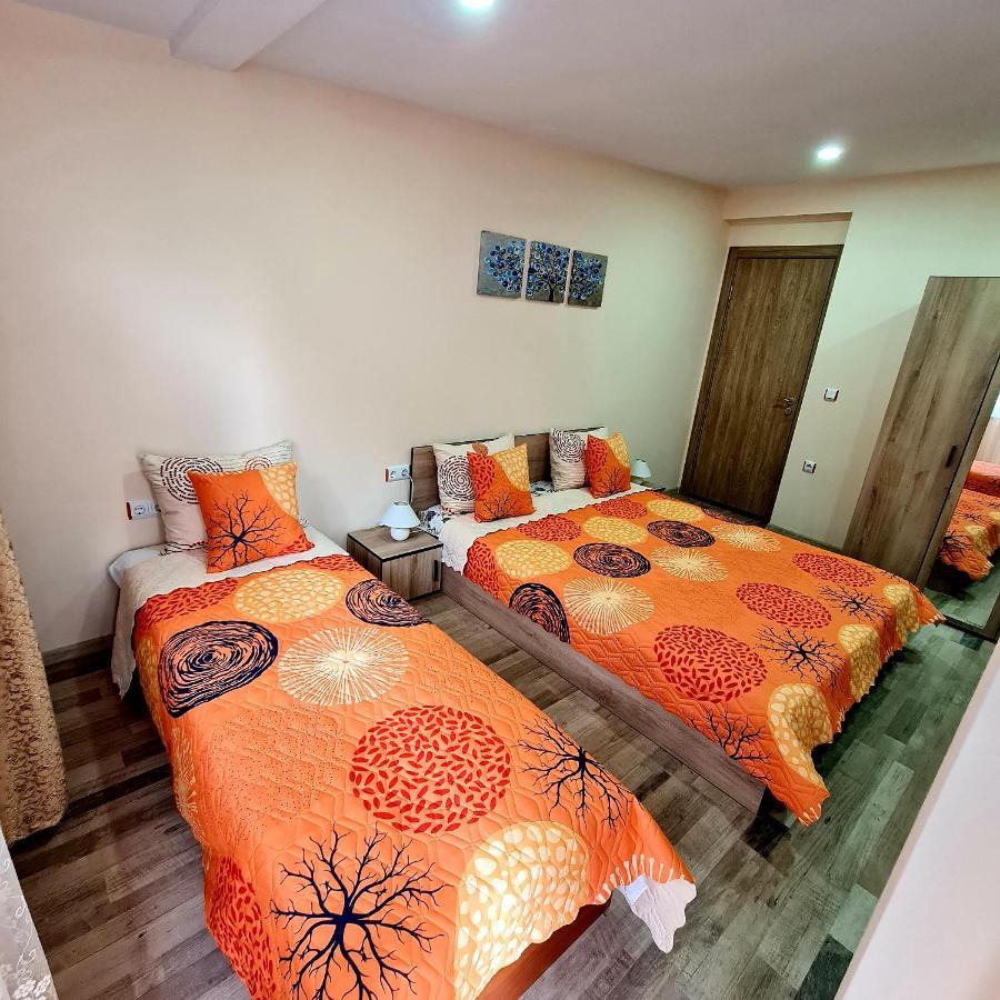Fema Guest House Balchik Eksteriør billede